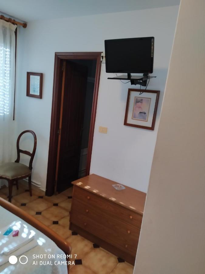 Hostal padornelo Mondoñedo Exterior foto